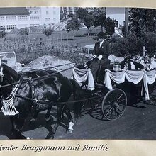 Heinivater Bruggmann mit Familie